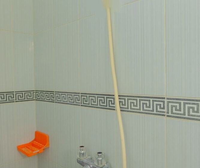 酒店 Reddoorz At Villa Puncak Tidar