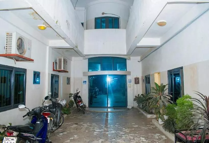 هتل Résidence Hôtel Ifè Ola