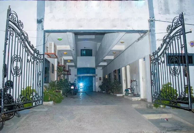 هتل Résidence Hôtel Ifè Ola
