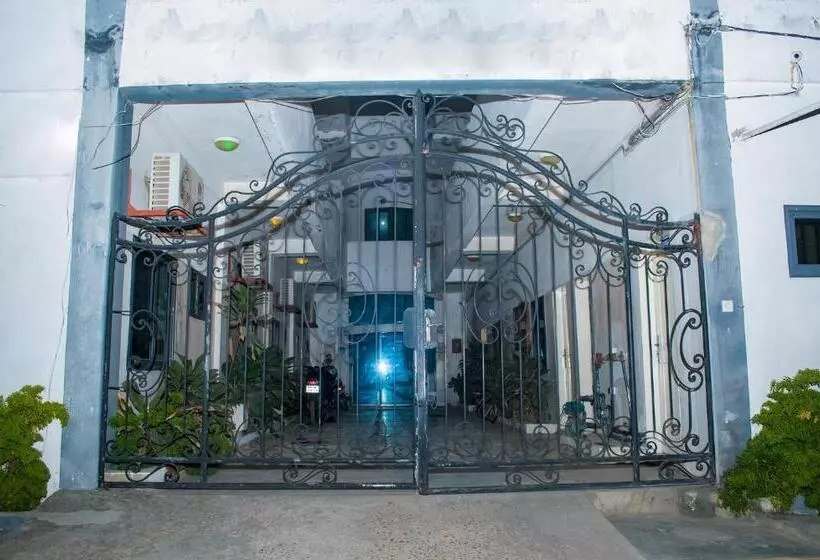 هتل Résidence Hôtel Ifè Ola