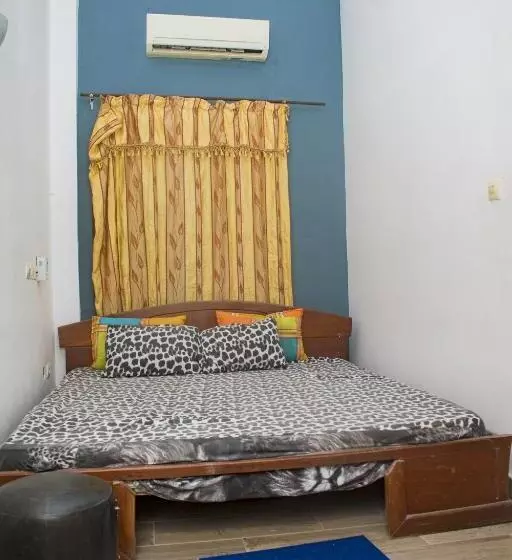 هتل Résidence Hôtel Ifè Ola