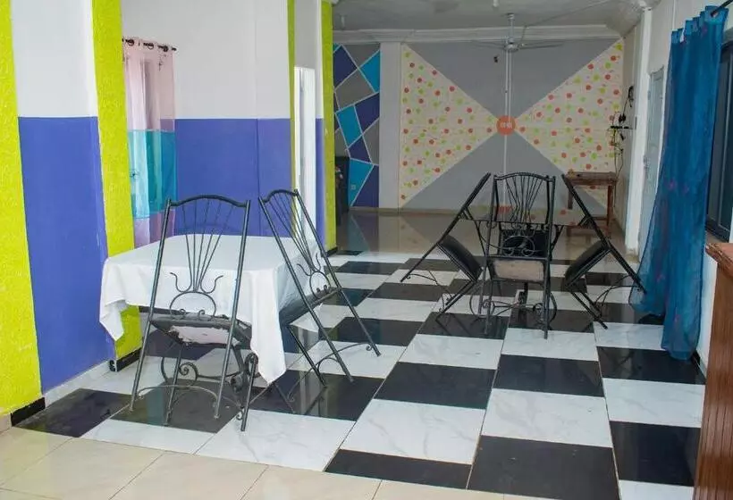 هتل Résidence Hôtel Ifè Ola