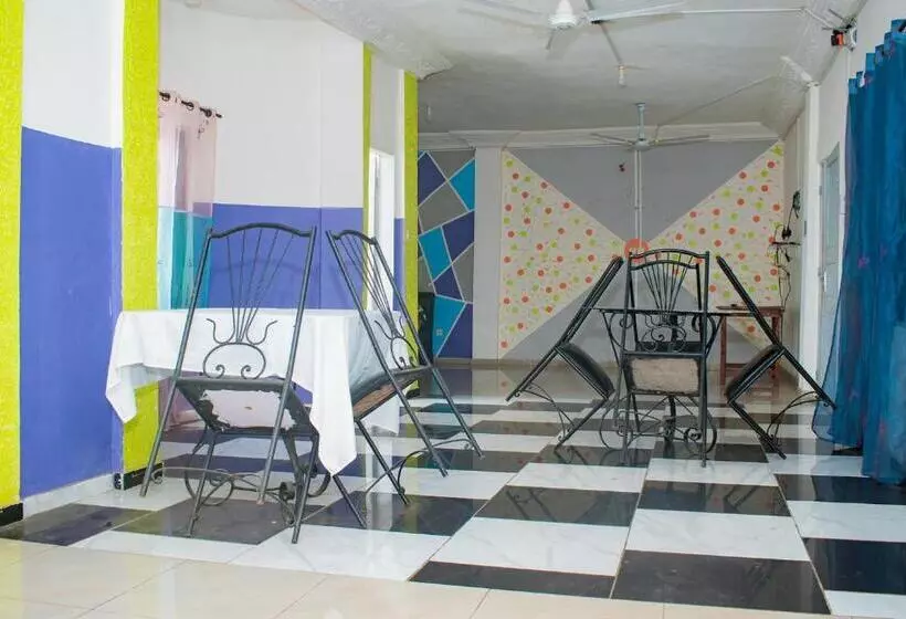 هتل Résidence Hôtel Ifè Ola