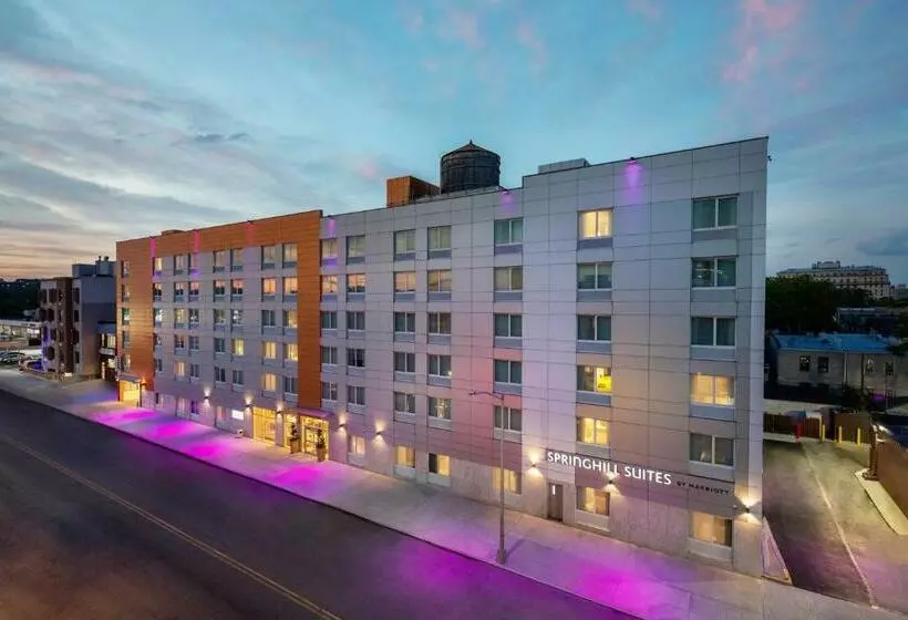 Hotelli Springhill Suites By Marriott New York Jfk Airport/jamaica