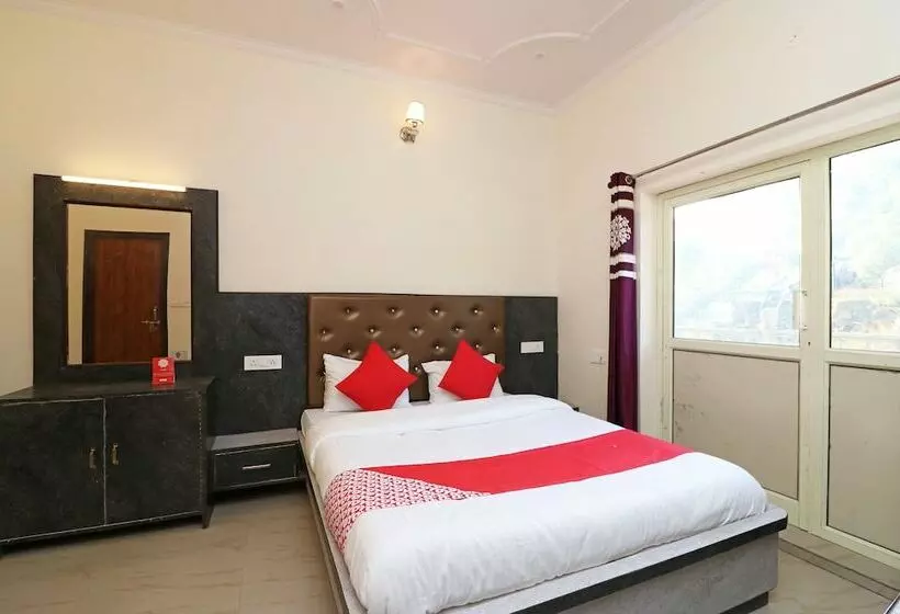 Oyo 22359 Hotel Raj Palace