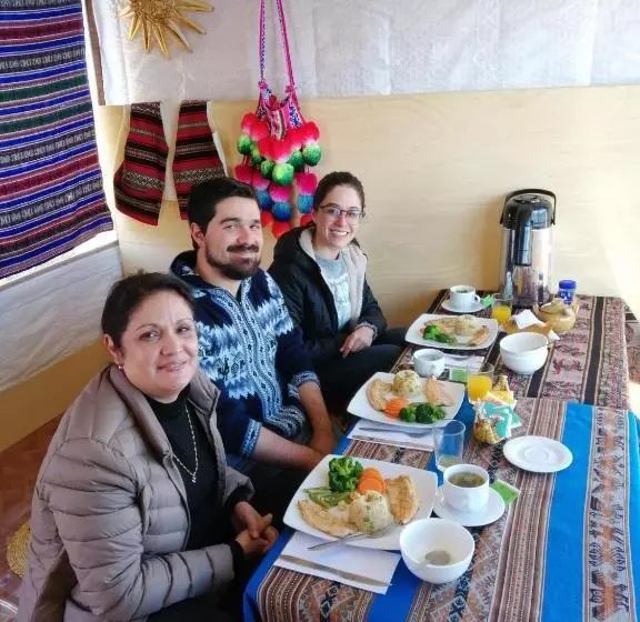 ペンション Uros Titicaca Khantaniwa Lodge