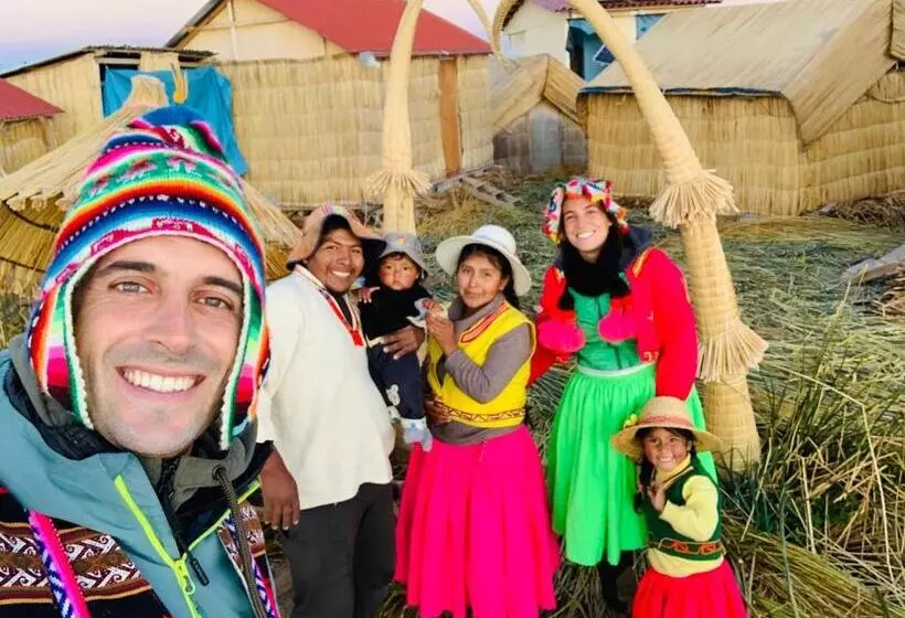 ペンション Uros Titicaca Khantaniwa Lodge