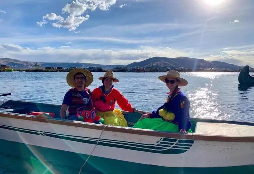 ペンション Uros Titicaca Khantaniwa Lodge