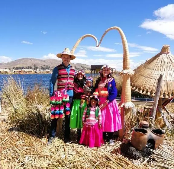 ペンション Uros Titicaca Khantaniwa Lodge