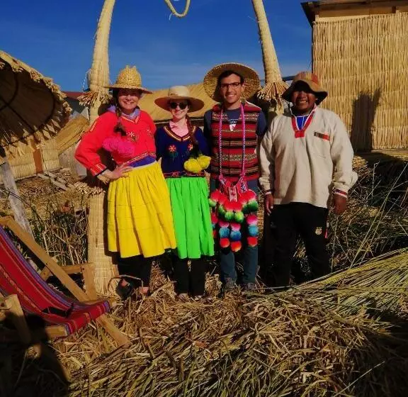 ペンション Uros Titicaca Khantaniwa Lodge