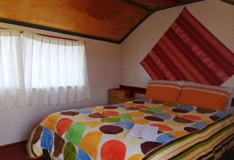 ペンション Uros Titicaca Khantaniwa Lodge