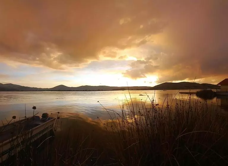 ペンション Uros Titicaca Khantaniwa Lodge