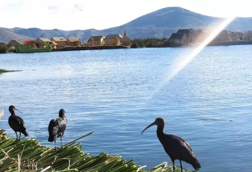ペンション Uros Titicaca Khantaniwa Lodge
