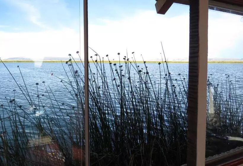 ペンション Uros Titicaca Khantaniwa Lodge