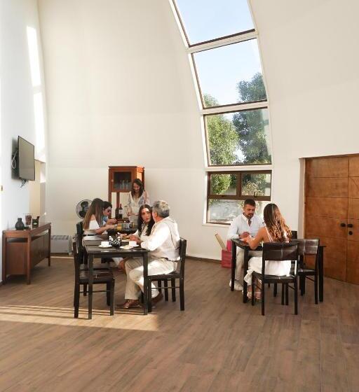 בית מלון כפרי Domos Dream