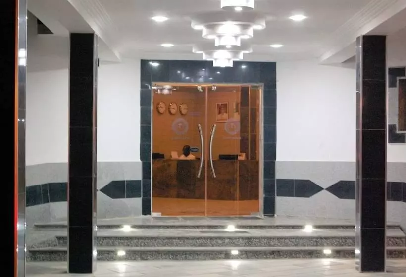 هتل R & K Guest Palace