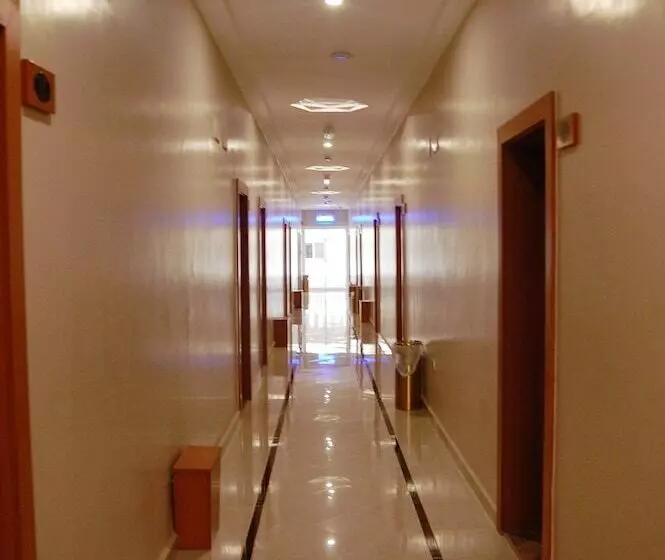 هتل R & K Guest Palace