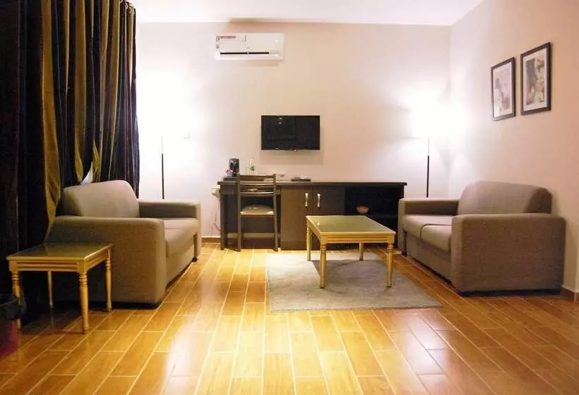 هتل R & K Guest Palace