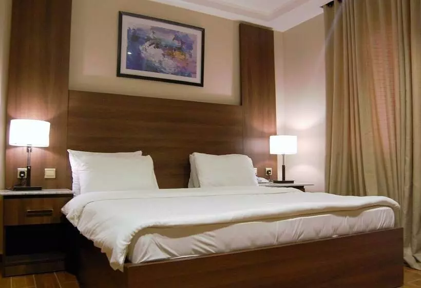 هتل R & K Guest Palace
