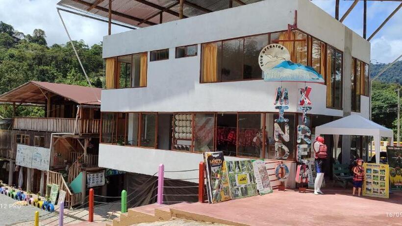 Hostel Mindoxtrem Birds