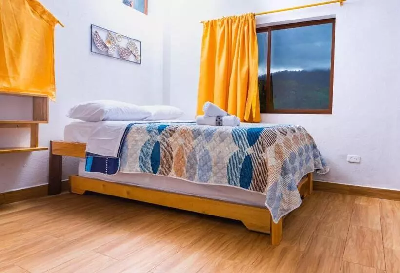 ユースホステル Mindoxtrem Birds