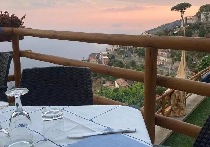 Hotelli San Giacomo Relais