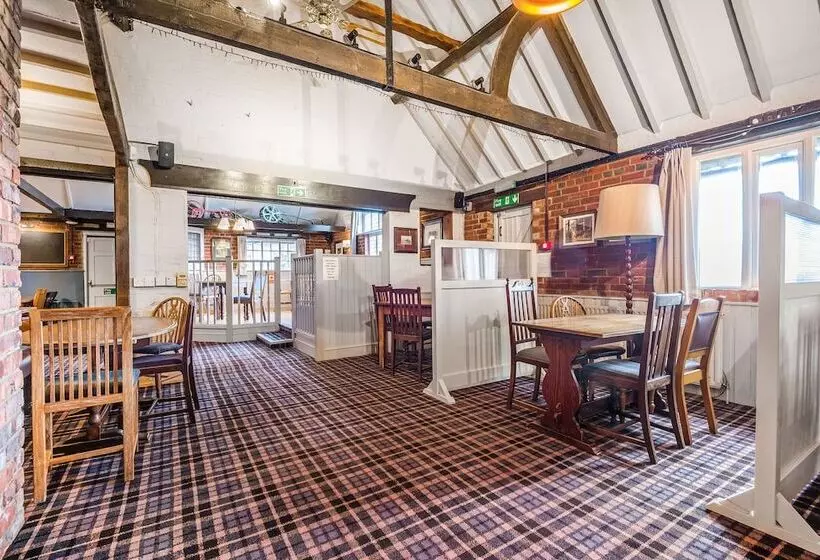 Aamiaismajoitus (B&B) The Walhampton Arms