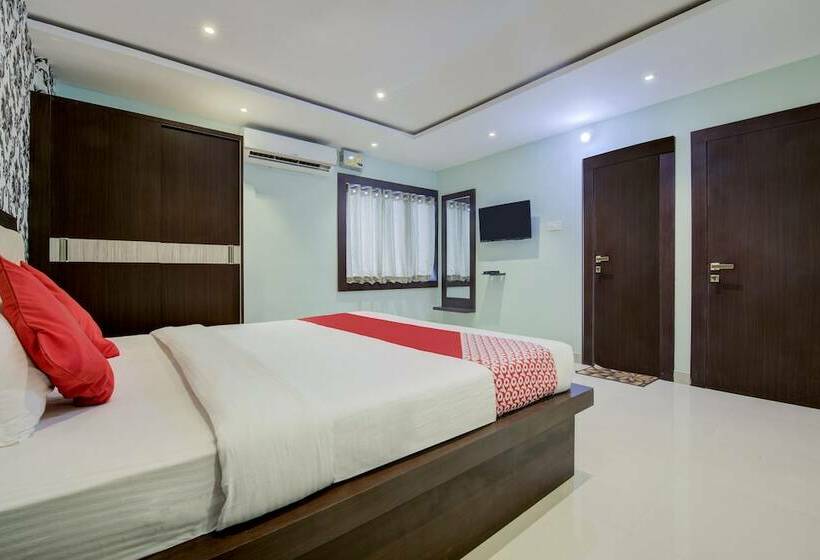 Hotel Oyo 22051 Bliss