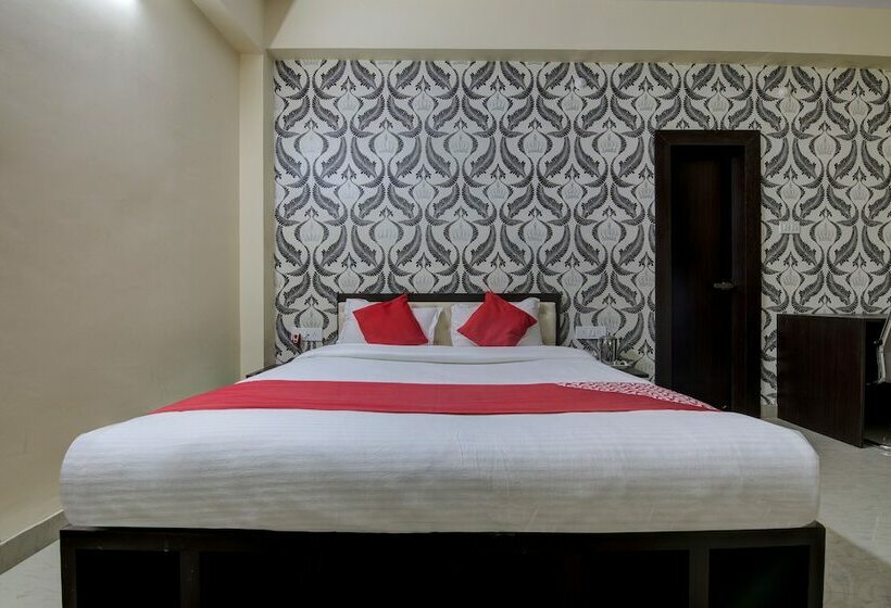 Hotel Oyo 22051 Bliss