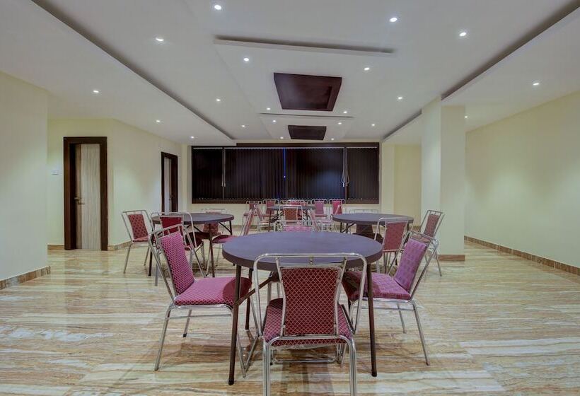 Hotel Oyo 22051 Bliss