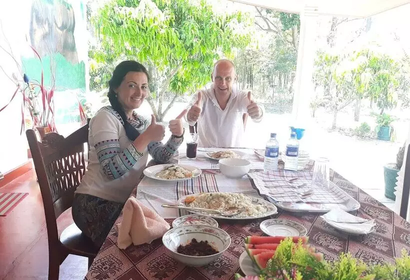 ペンション Abawaththa Guest House