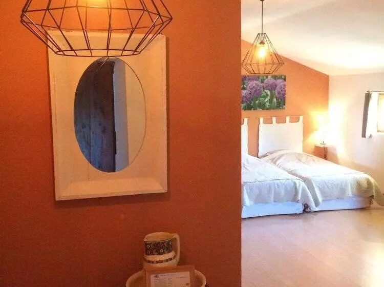 B&b Le Mas De La Soie