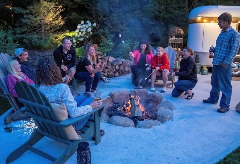 酒店 Lake Placid Stagecoach Inn