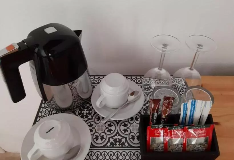 Aamiaismajoitus (B&B) Saint Antonio Maroni