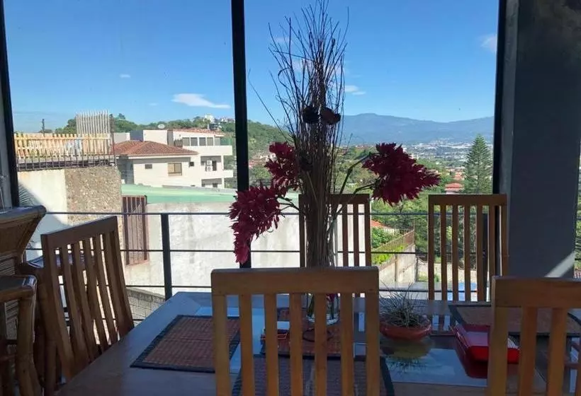 Aamiaismajoitus (B&B) Salamandra Room