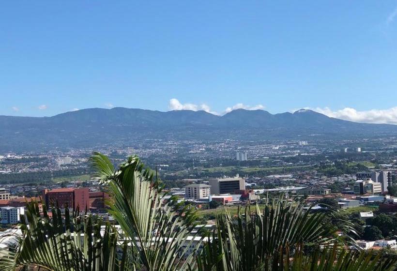 مبيت وإفطار Salamandra Room