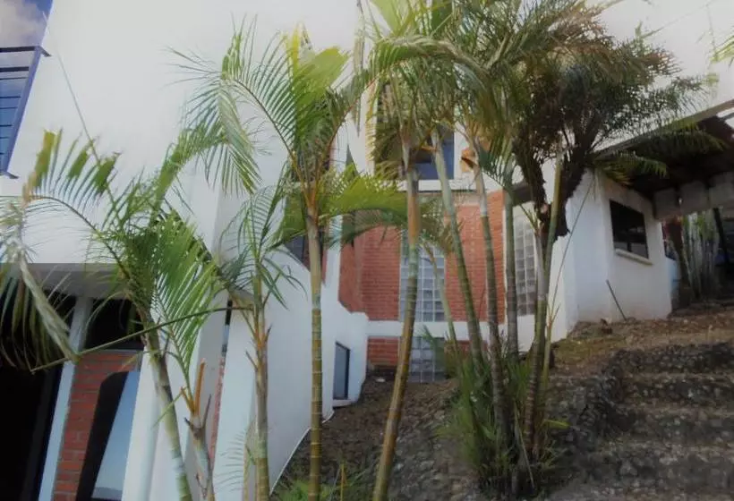 Aamiaismajoitus (B&B) Salamandra Room