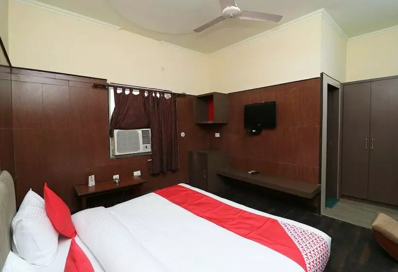 ホテル Capital O 19854 Ridgewood Palace