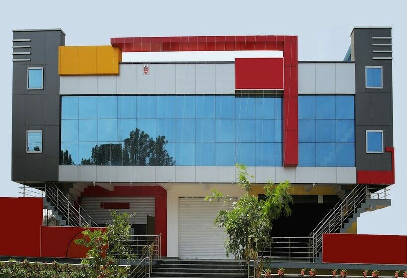 فندق Oyo 19926 S B R Residence