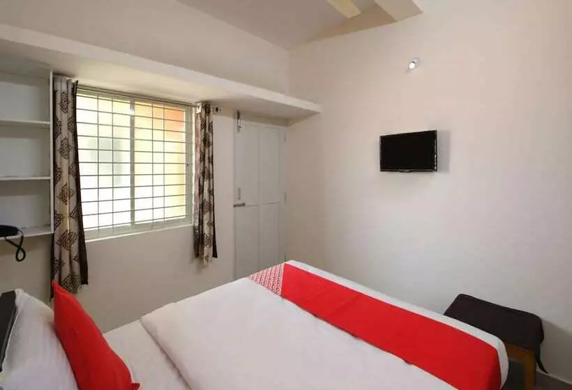 ホテル Oyo 19926 S B R Residence