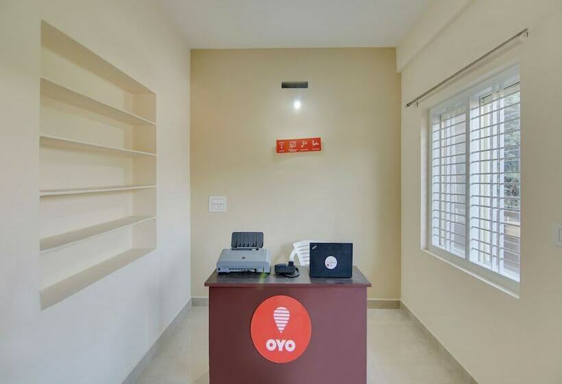 ホテル Oyo 26718 The Mayura Residency