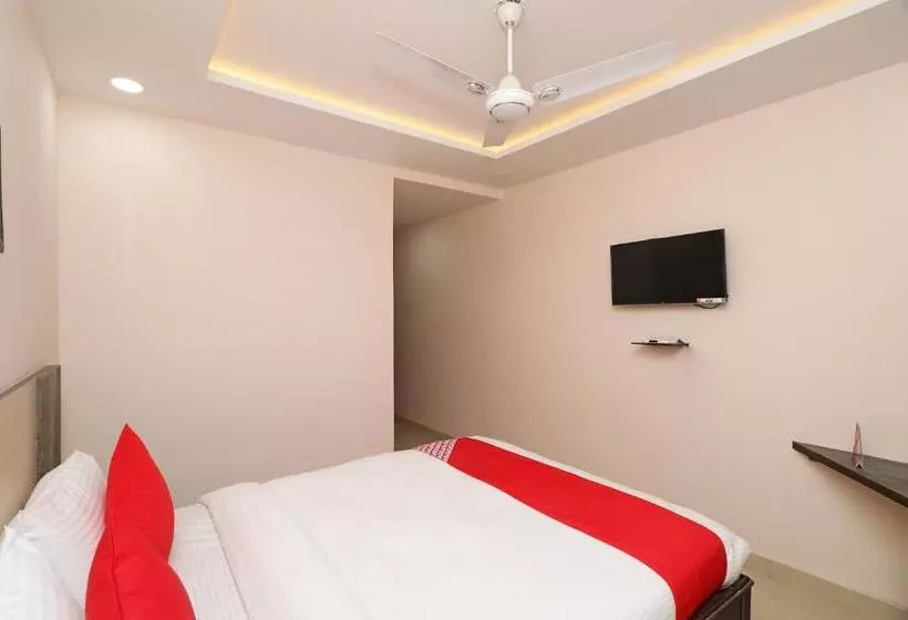 Hotelli Centre Point