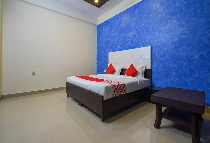 Oyo 26659 Hotel Parmanand Garden