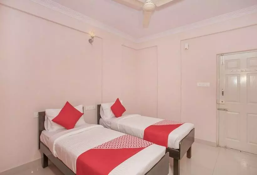 ホテル Oyo 10363 Sri Balaji Guest House