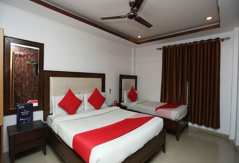 Hotel Oyo 26745 Log Inn