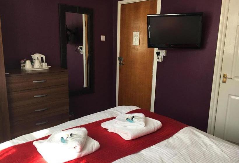 بنسيون Glenmore Guesthouse