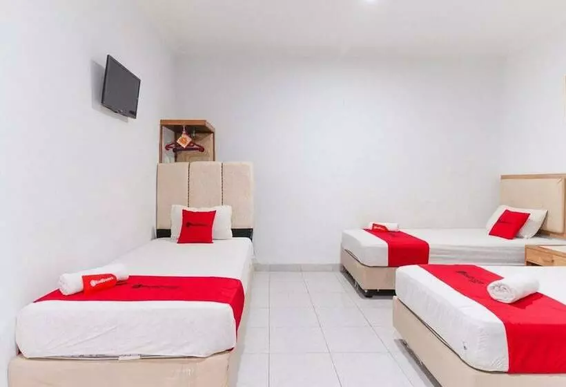 Hotelli Reddoorz @ Jalan Mojopahit Medan