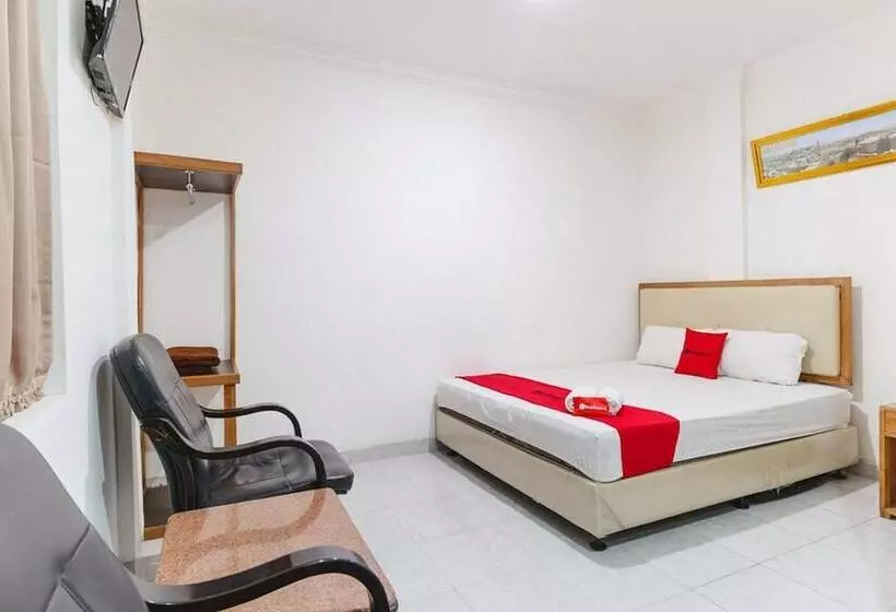 Hotelli Reddoorz @ Jalan Mojopahit Medan