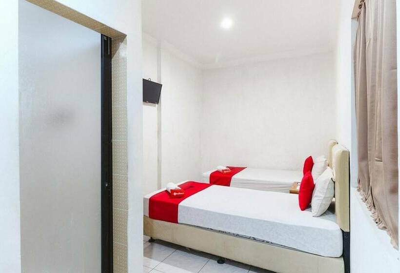בית מלון כפרי Reddoorz @ Jalan Mojopahit Medan