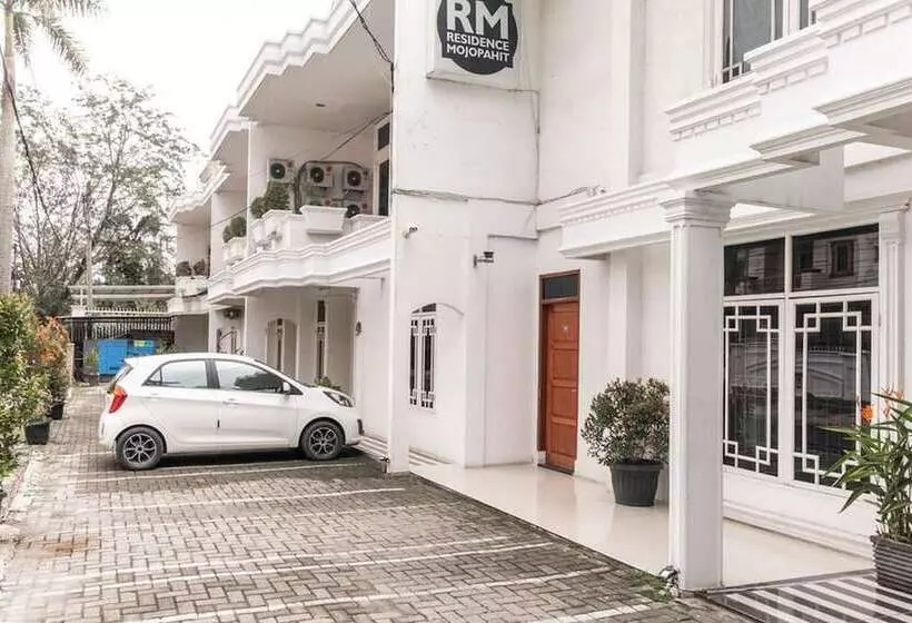 Hotelli Reddoorz @ Jalan Mojopahit Medan